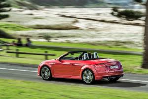 Audi TT Roadster 2.0 TFSI Quattro S-Line 2015 года  (AU)